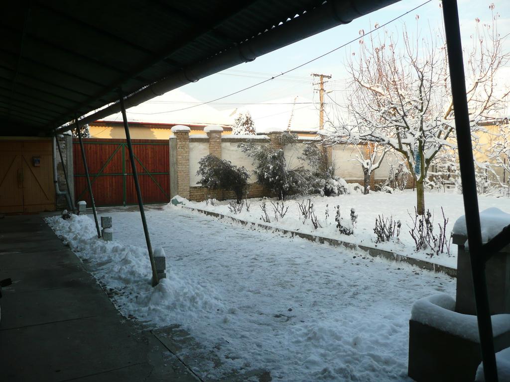 Guest House Tisza Haz Senta Экстерьер фото